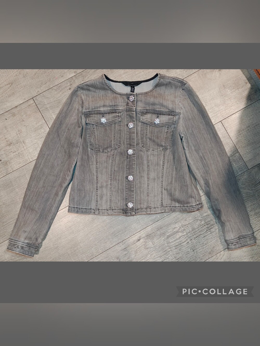 NWT White House Black Market Fog Grey Cropped Denim Jacket w Rhinestone Buttons